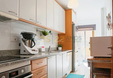 Apartamento T1 para Venda em Aver-O-Mar, Amorim e Terroso