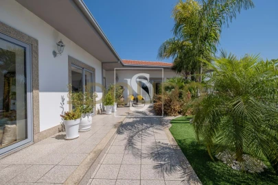 Moradia T3 para Venda em Sandim, Olival, Lever e Crestuma