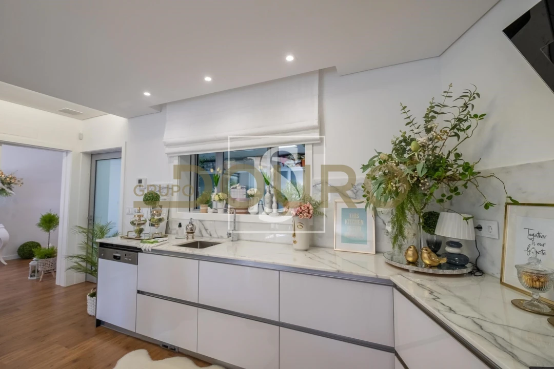 Moradia T3 para Venda em Sandim, Olival, Lever e Crestuma Foto 9