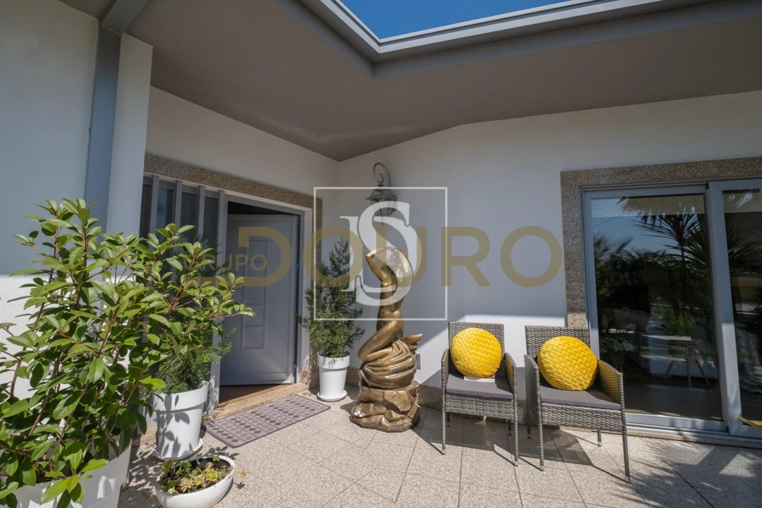 Moradia T3 para Venda em Sandim, Olival, Lever e Crestuma Foto 22