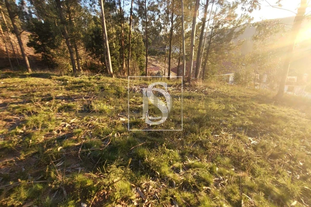 Terreno para Venda em Sandim, Olival, Lever e Crestuma Foto 2