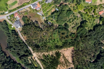 Terreno para Venda em Melres e Medas