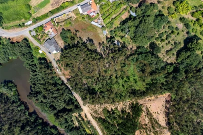 Terreno para Venda em Melres e Medas