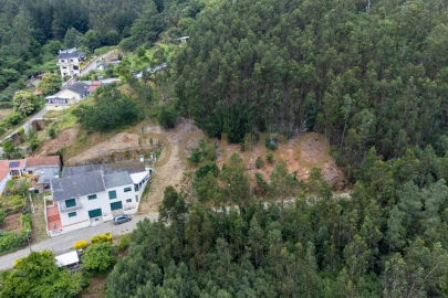 Terreno para Venda em Melres e Medas