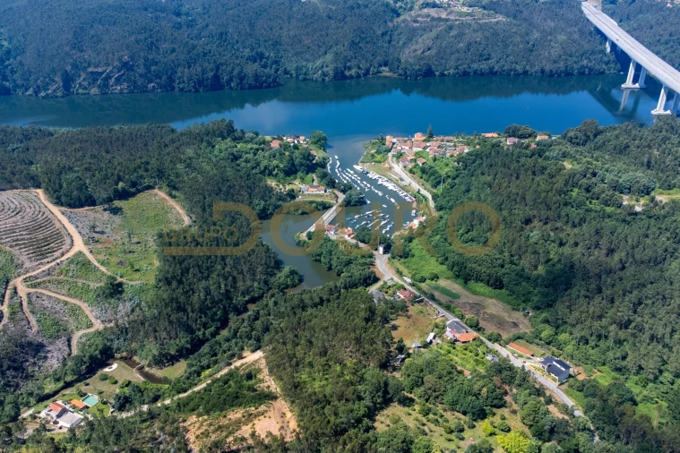 Terreno para Venda em Melres e Medas Foto 5