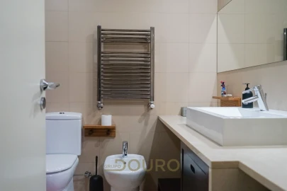 Apartamento T3 para Venda em São Felix da Marinha