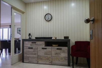 Apartamento T3 para Venda em São Felix da Marinha