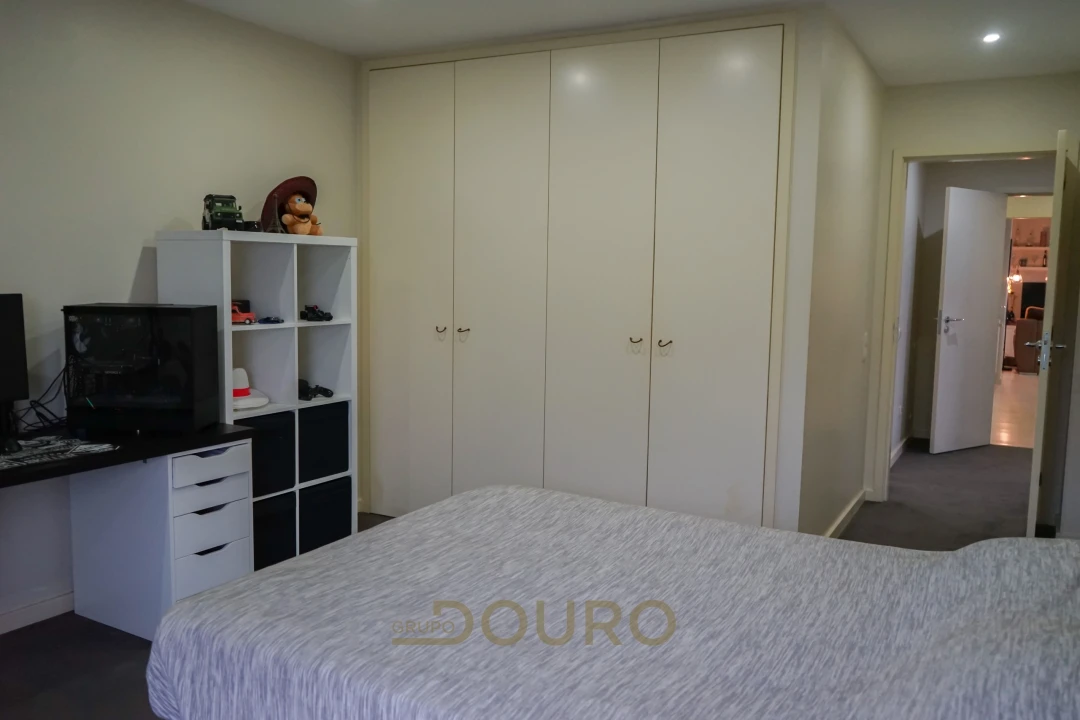 Apartamento T3 para Venda em São Felix da Marinha Foto 3