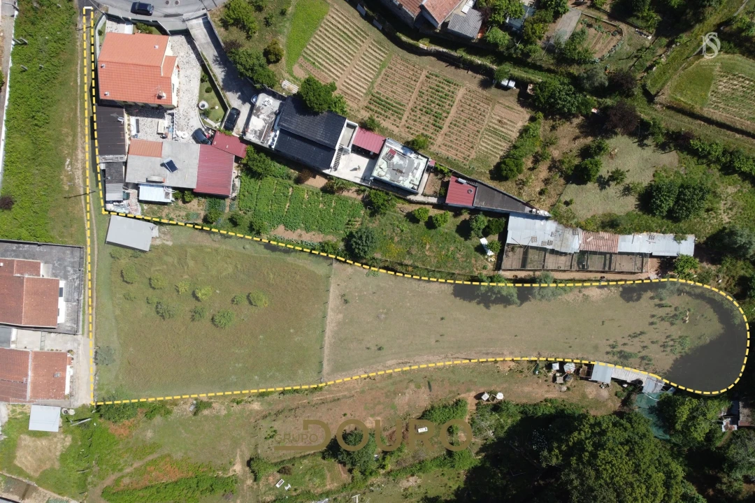 Terreno para Venda em Sandim, Olival, Lever e Crestuma Foto 3