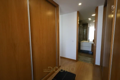 Moradia T3 para Venda em Grijó e Sermonde