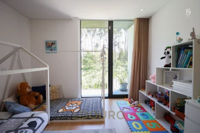 Moradia T3 para Venda em Grijó e Sermonde