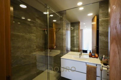 Moradia T3 para Venda em Grijó e Sermonde