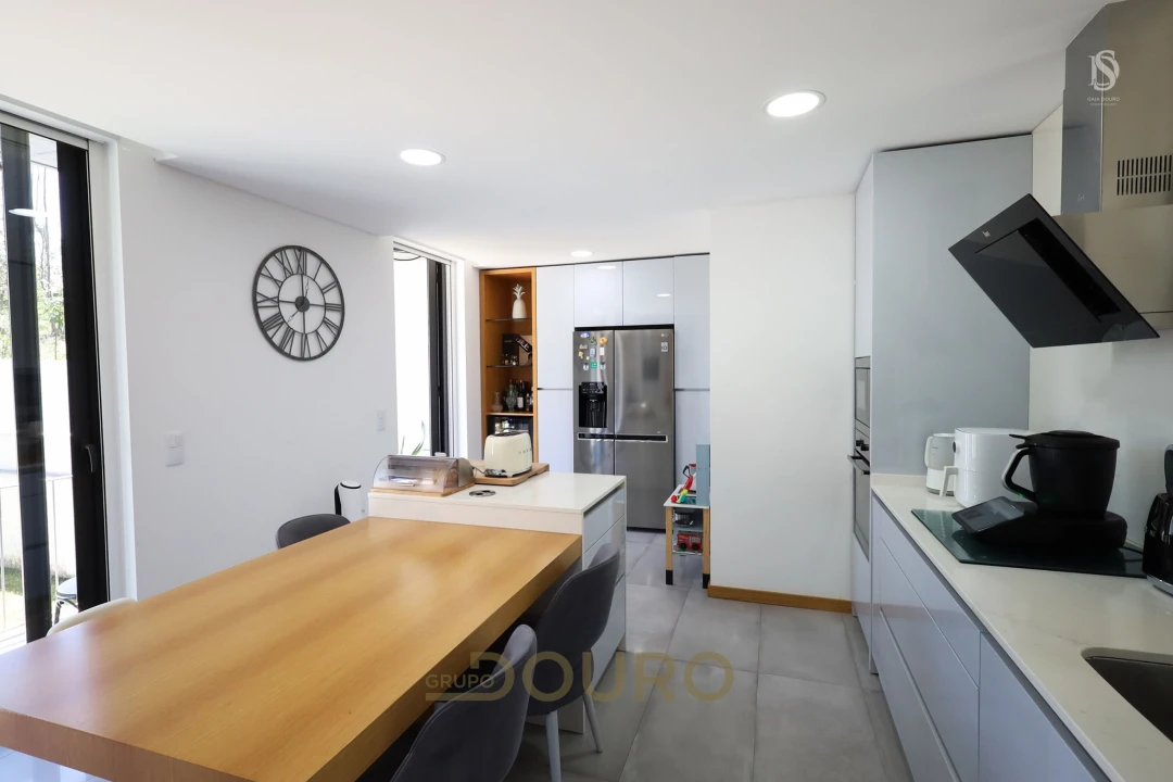 Moradia T3 para Venda em Grijó e Sermonde Foto 7