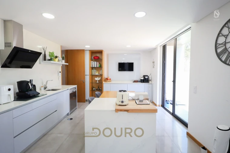 Moradia T3 para Venda em Grijó e Sermonde Foto 6