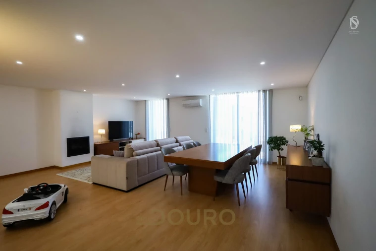 Moradia T3 para Venda em Grijó e Sermonde Foto 18