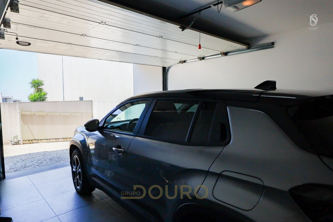 Moradia T3 para Venda em Grijó e Sermonde Foto 32