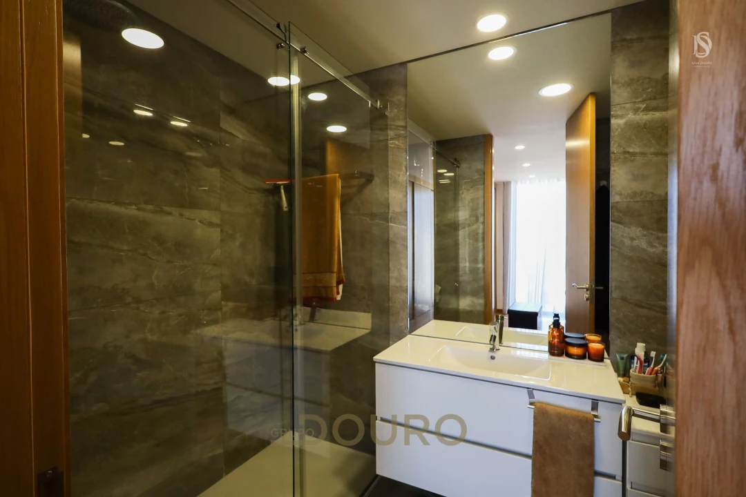 Moradia T3 para Venda em Grijó e Sermonde Foto 25