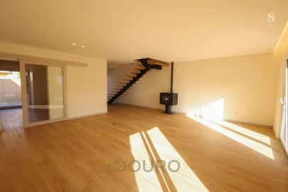 Moradia T3 para Venda em Vila Nova da Telha