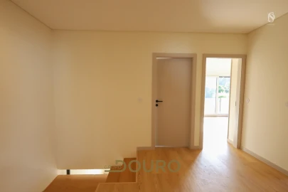 Moradia T3 para Venda em Vila Nova da Telha