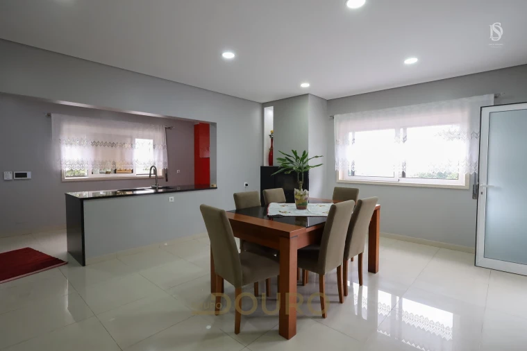 Moradia T3 para Venda em Pedroso e Seixezelo Foto 2