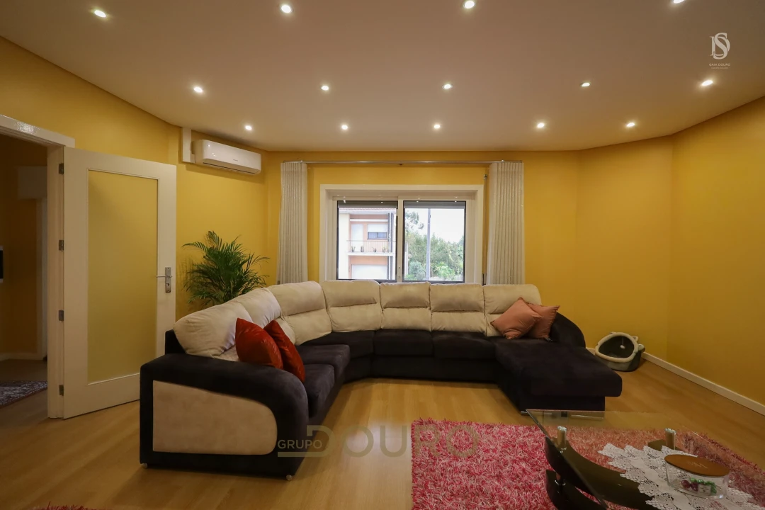 Moradia T3 para Venda em Pedroso e Seixezelo Foto 11