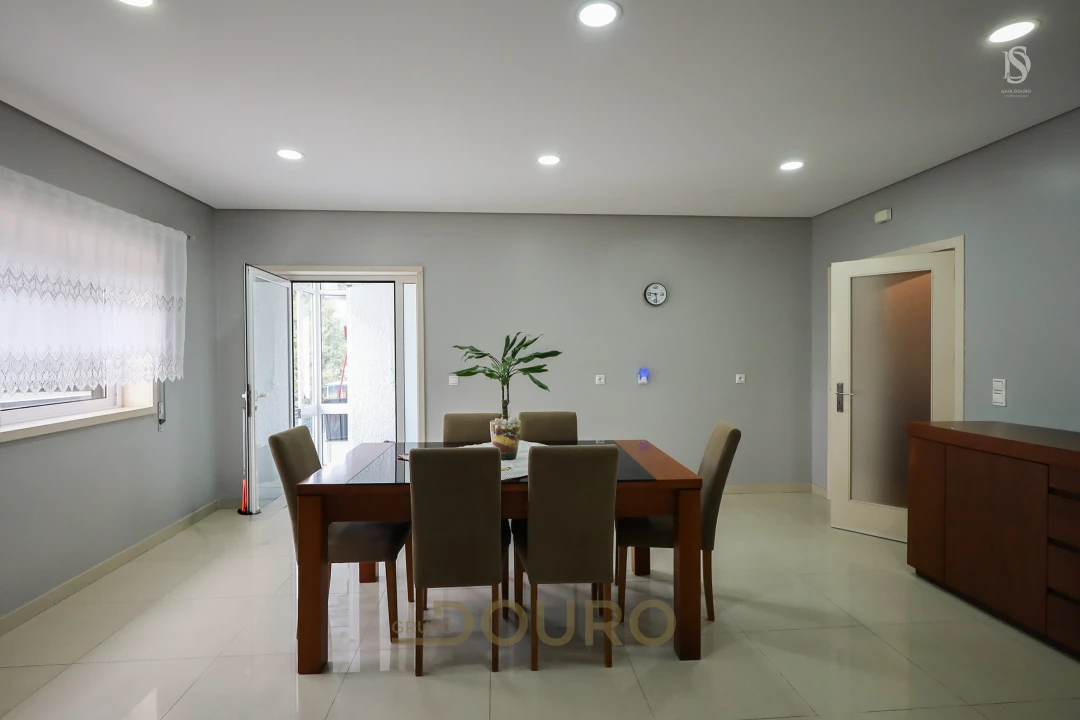 Moradia T3 para Venda em Pedroso e Seixezelo Foto 4