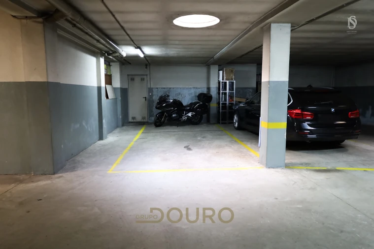 Apartamento T2 para Venda em Rio Tinto Foto 14