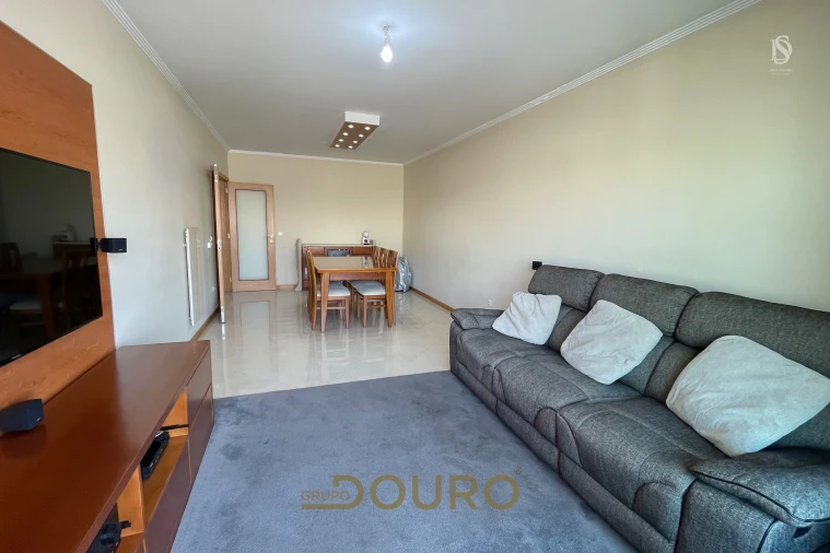 Apartamento T2 para Venda em Rio Tinto Foto 16