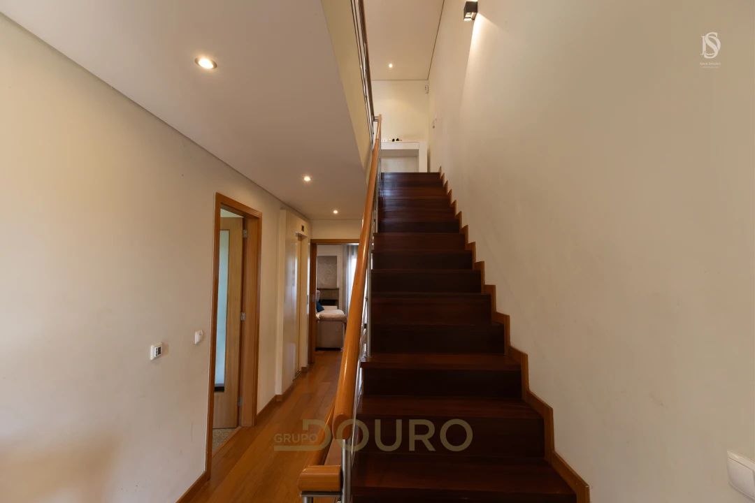 Moradia T4 para Venda em Grijó e Sermonde Foto 13