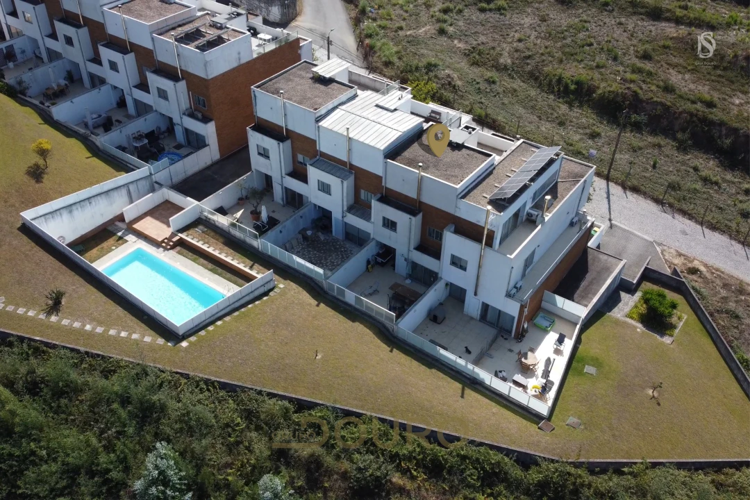 Moradia T4 para Venda em Grijó e Sermonde Foto 49