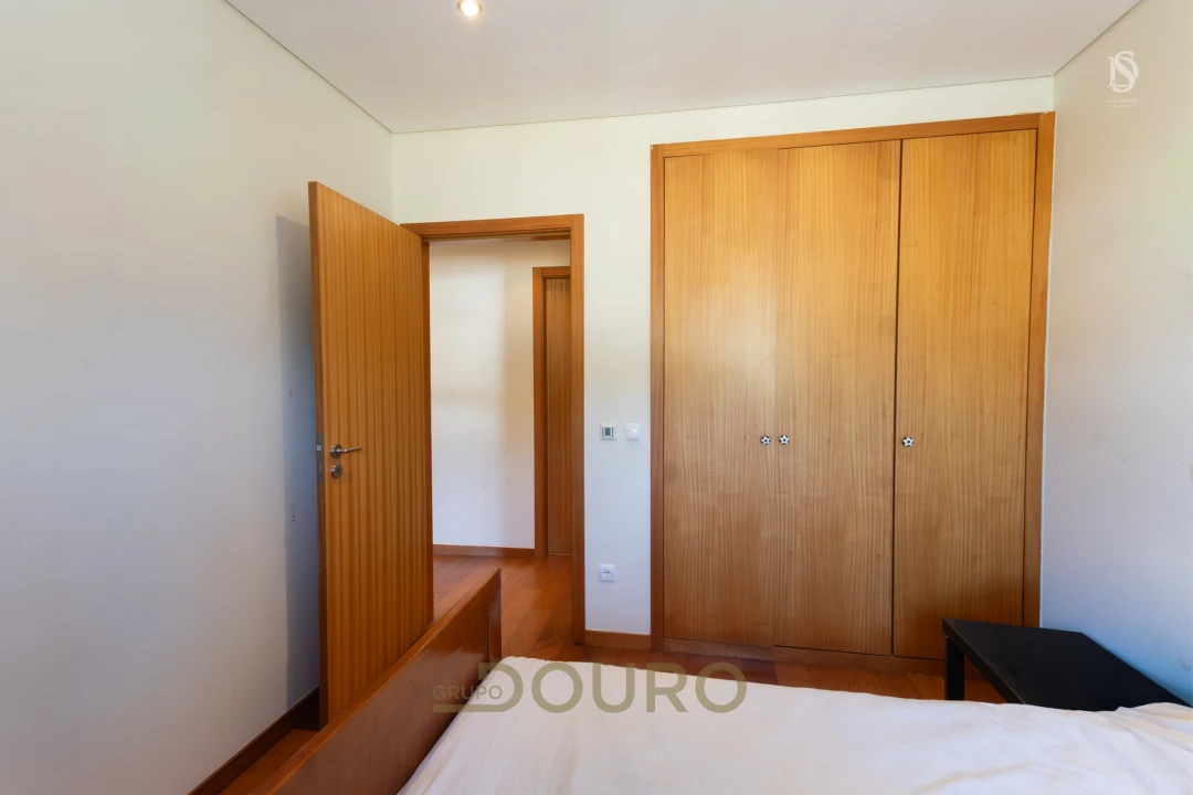 Moradia T4 para Venda em Grijó e Sermonde Foto 11