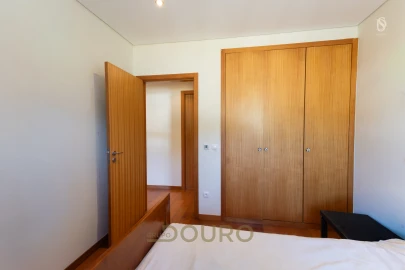 Moradia T4 para Venda em Grijó e Sermonde