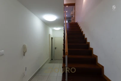 Moradia T4 para Venda em Grijó e Sermonde