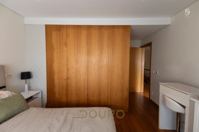 Moradia T4 para Venda em Grijó e Sermonde