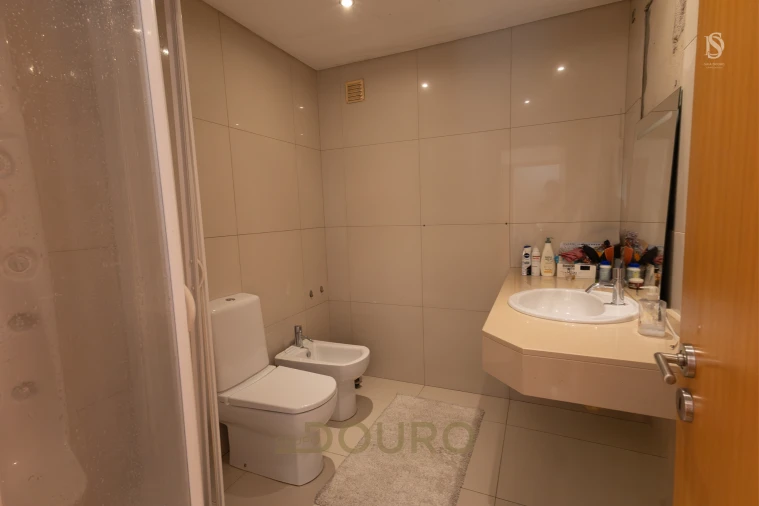 Moradia T4 para Venda em Grijó e Sermonde Foto 22