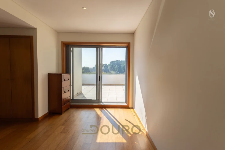 Moradia T4 para Venda em Grijó e Sermonde Foto 7