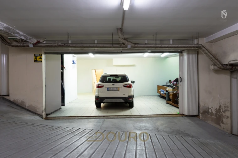 Moradia T4 para Venda em Grijó e Sermonde Foto 23