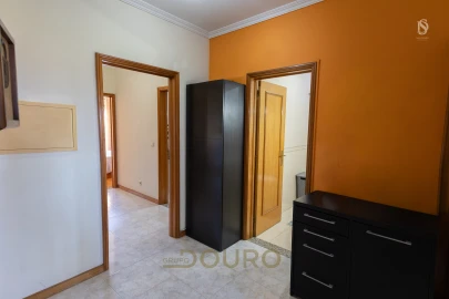 Apartamento T2 para Venda em Pedroso e Seixezelo
