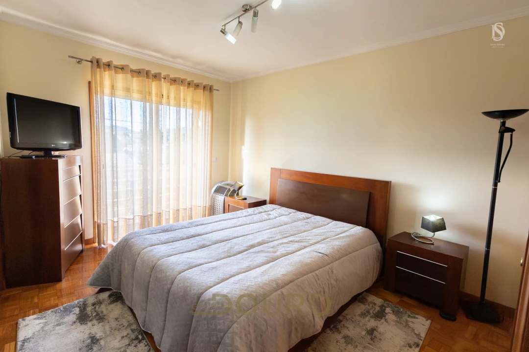 Apartamento T2 para Venda em Pedroso e Seixezelo Foto 22