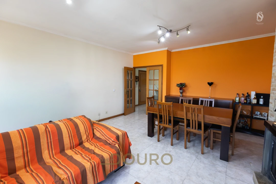 Apartamento T2 para Venda em Pedroso e Seixezelo Foto 18