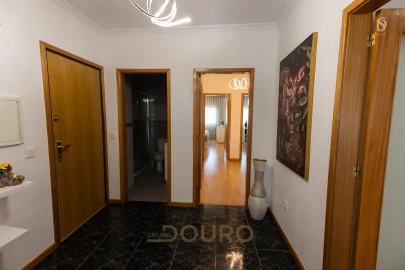 Apartamento T3 para Venda em Sandim, Olival, Lever e Crestuma