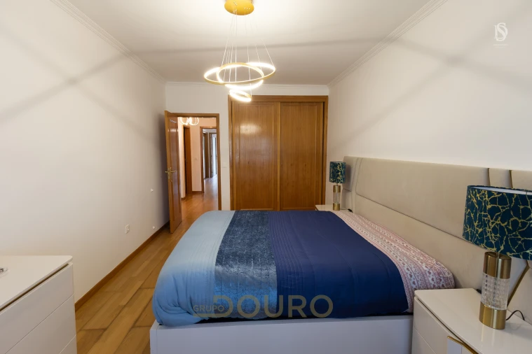 Apartamento T3 para Venda em Sandim, Olival, Lever e Crestuma Foto 4