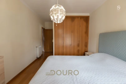 Apartamento T3 para Venda em Pedroso e Seixezelo