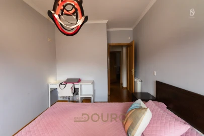 Apartamento T3 para Venda em Pedroso e Seixezelo