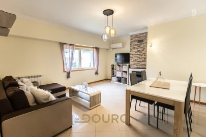 Apartamento T3 para Venda em Pedroso e Seixezelo