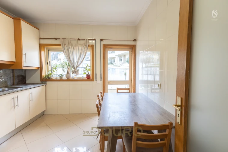 Apartamento T3 para Venda em Pedroso e Seixezelo Foto 26