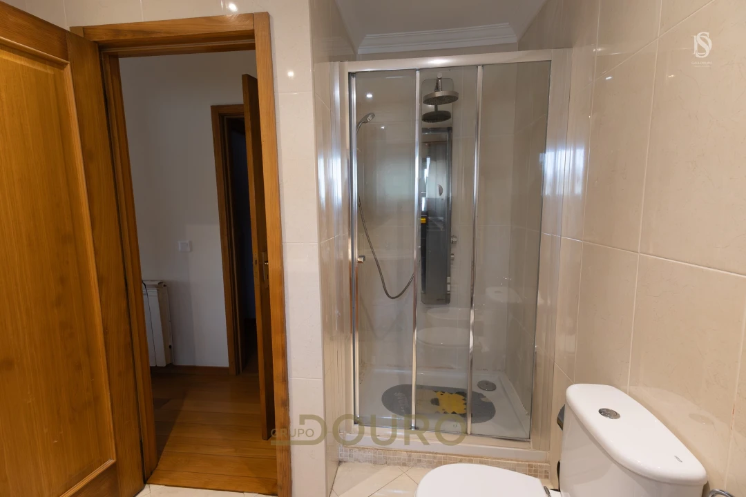 Apartamento T3 para Venda em Pedroso e Seixezelo Foto 23