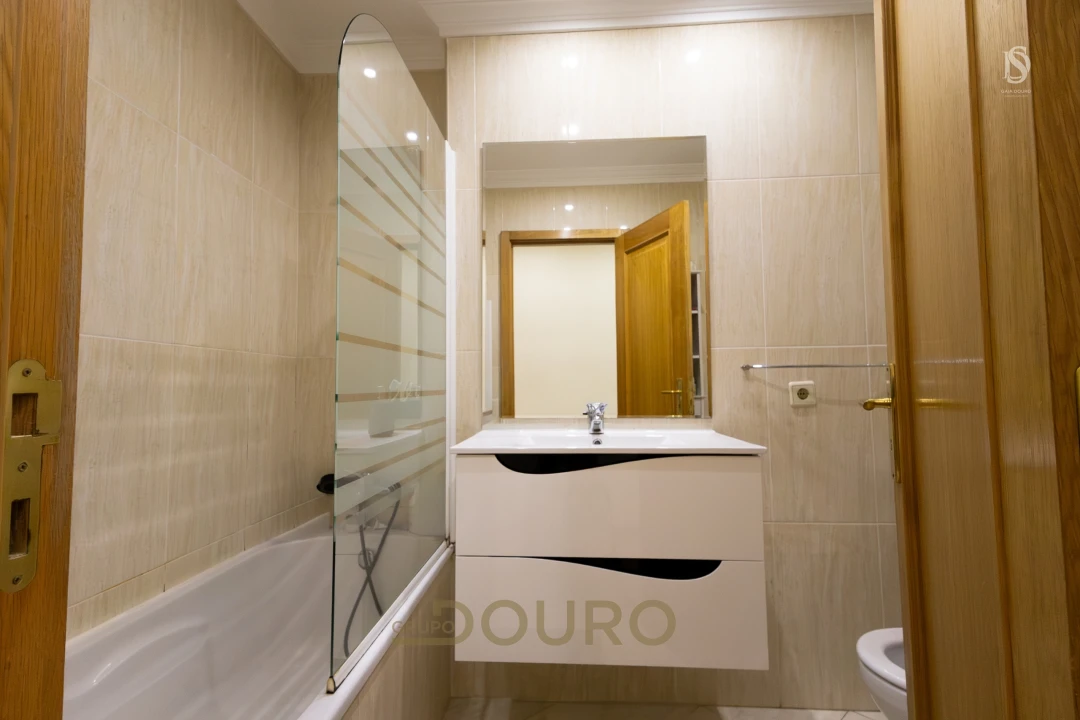 Apartamento T3 para Venda em Pedroso e Seixezelo Foto 24