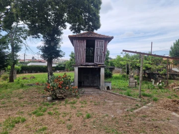 Quinta T4 para Venda em Sandim, Olival, Lever e Crestuma