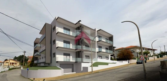 Apartamento T2 para Venda em Nogueira do Cravo e Pindelo